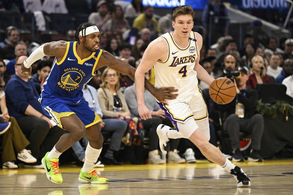 每日体育报 每日体育报